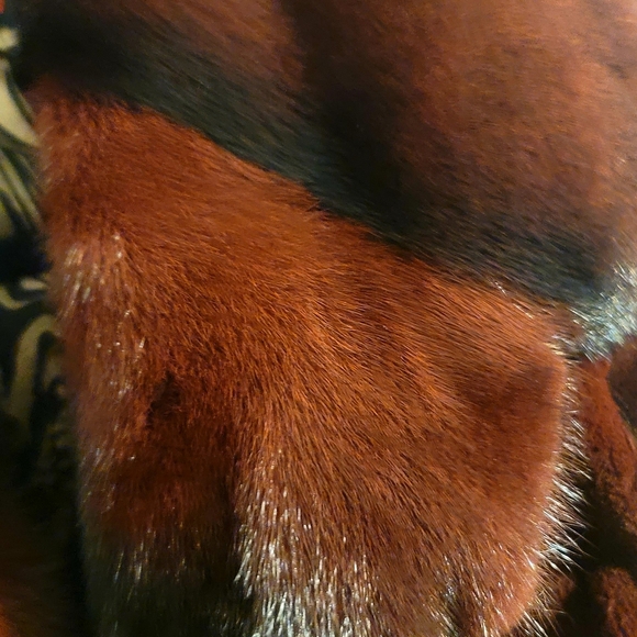 Natural mink fur coat - Picture 4 of 8